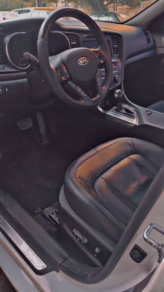 كيا كادينزا 2012 - صورة 5