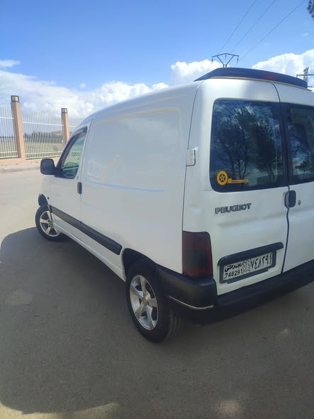 بيجو باتنر 1999 - صورة 4