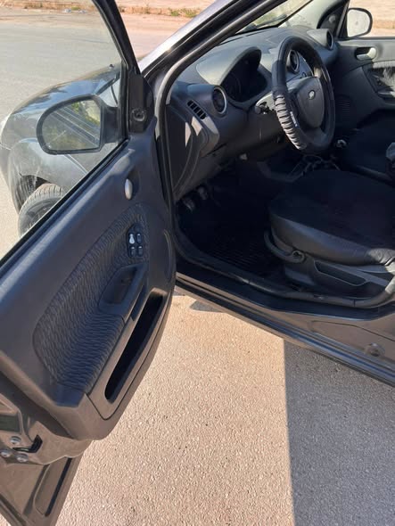 فورد فيستا 2007 - صورة 4