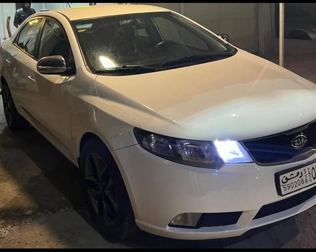 كيا فورتي 2010