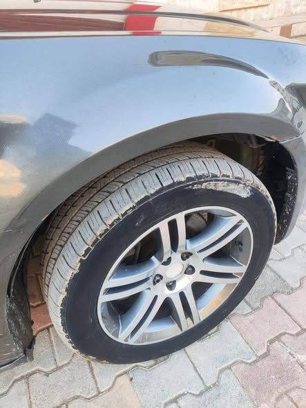 كرايسلر 300C 2010 - صورة 4