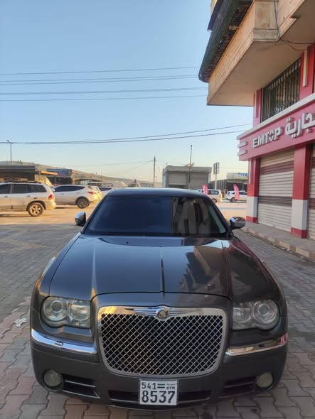 كرايسلر 300C 2010 - صورة 5