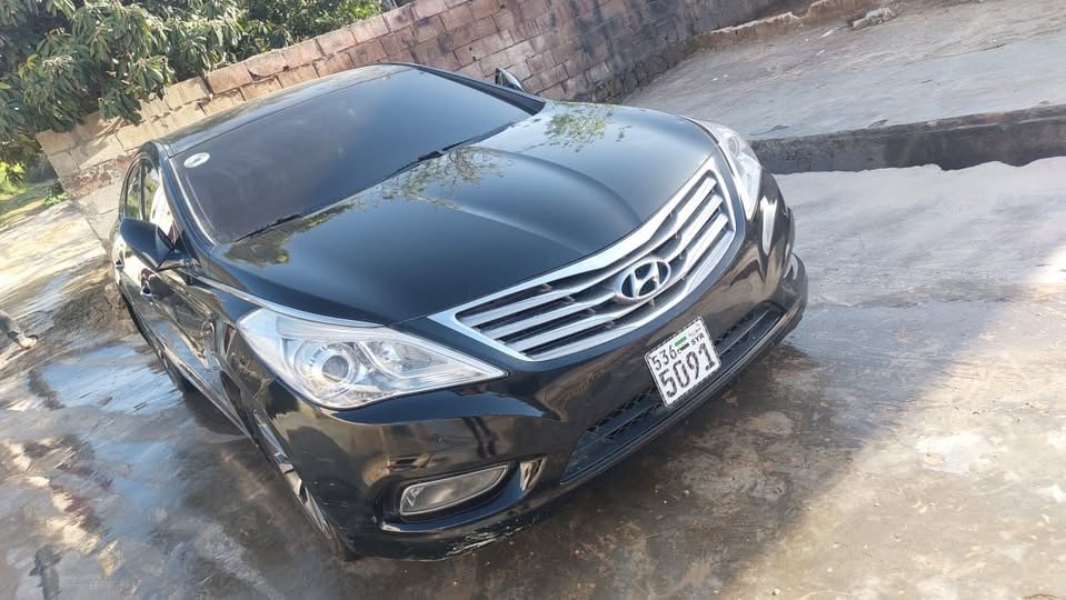 هونداي أزيرا 2012