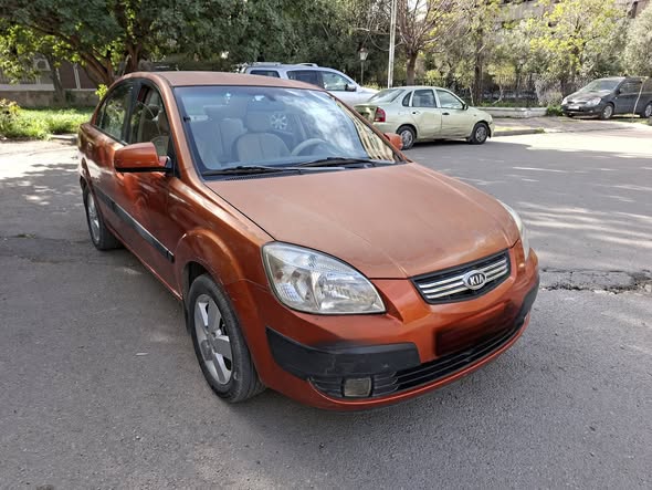 كيا ريو 2010 - صورة 2