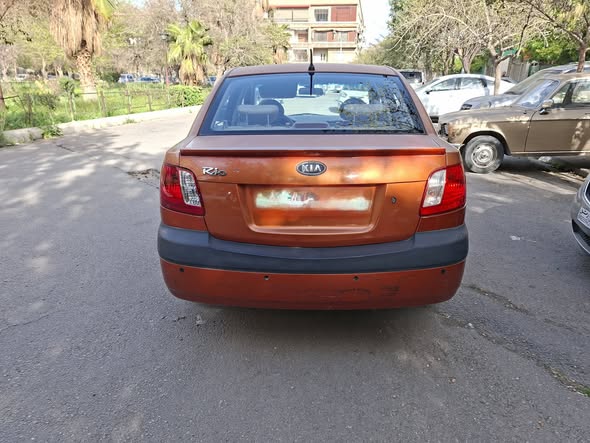 كيا ريو 2010 - صورة 4