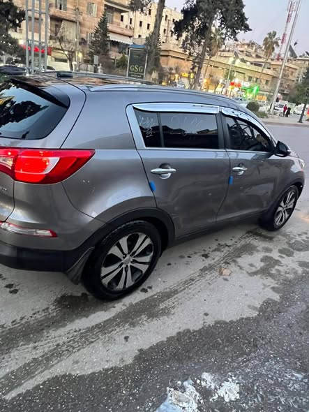 كيا سبورتاج 2011 - صورة 4