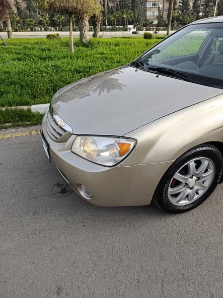 كيا سبيكترا 2005 - صورة 3