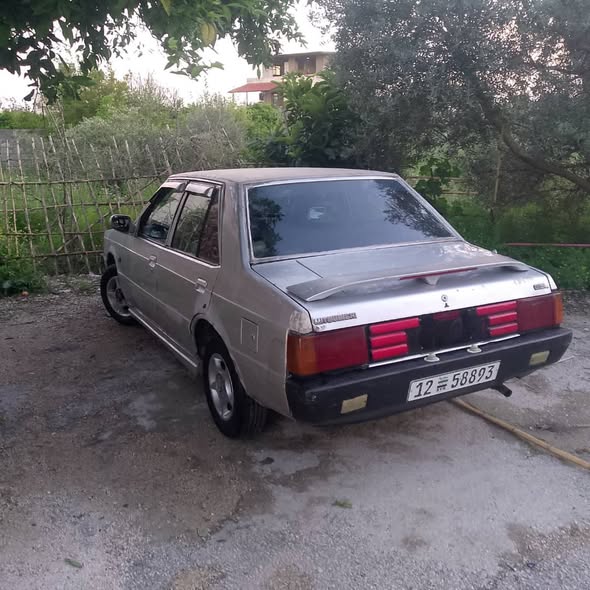 ميتسوبيشي لانسر 1983 - صورة 2