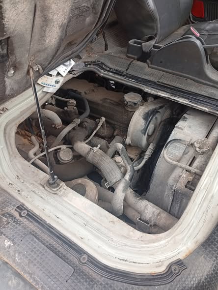 كيا بريجيو 2005 - صورة 1