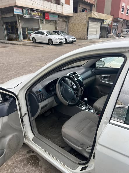 كيا سيراتو 2008 - صورة 3