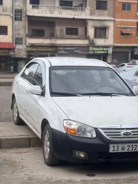 كيا سيراتو 2008 - صورة 5