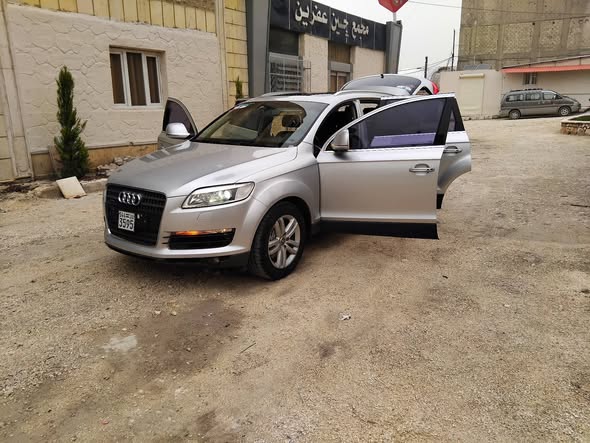 اودي كيو 7 2007 - صورة 5