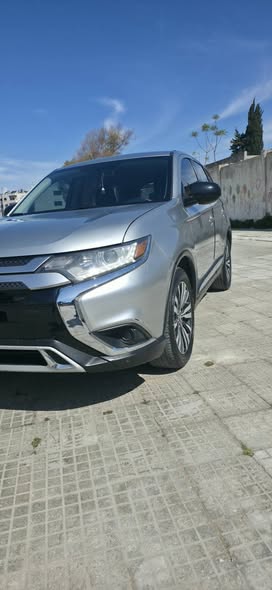 ميتسوبيشي اوتلاندر 2020 - صورة 2