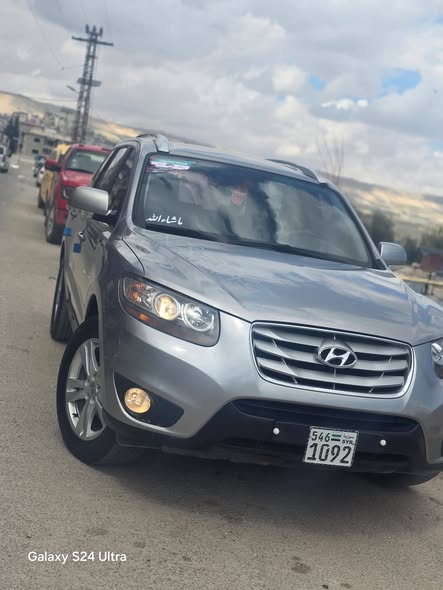 هيونداي سانتافي 2011 - صورة 4