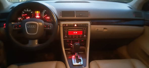 أودي A4 2007 - صورة 2