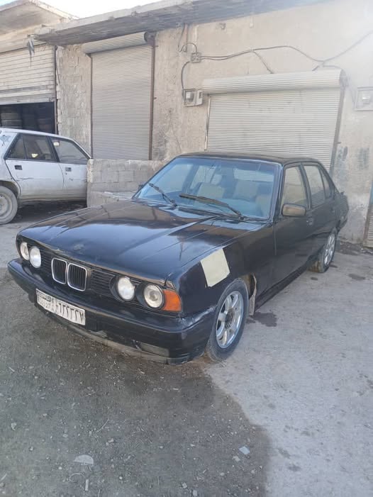 أوبل اسكونا 1977 - صورة 1