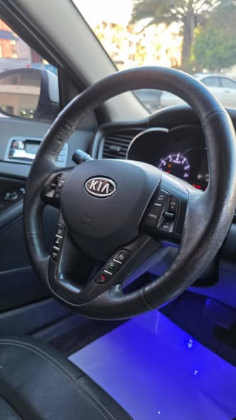 كيا K5 2011 - صورة 5