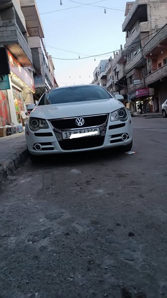 فولكس فاجن إيوس 2009 - صورة 4