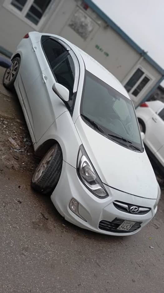 هونداي اكسنت 2012