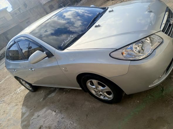 هيونداي افانتي 2007 - صورة 2