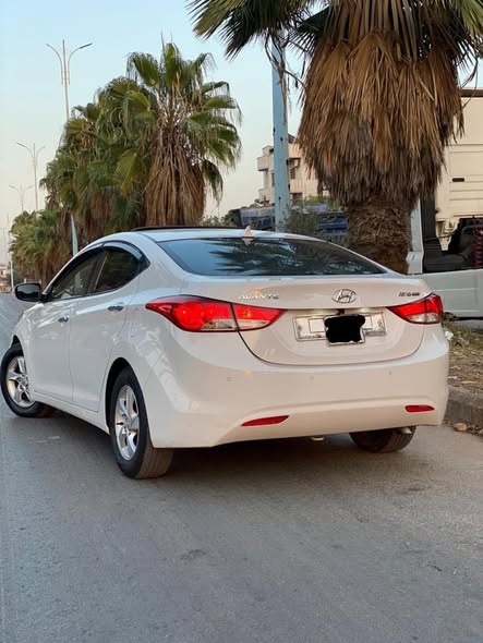 هيونداي النترا 2012 - صورة 2