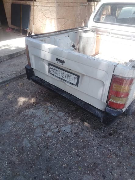 سكودا بيك أب 1994 - صورة 1