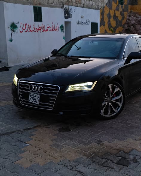 أودي A7 2012 - صورة 3