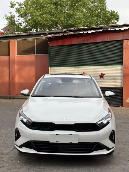 كيا K3 2025 - صورة 1