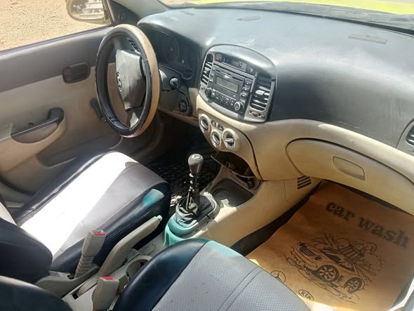 هيونداي فيرنا 2007 - صورة 4