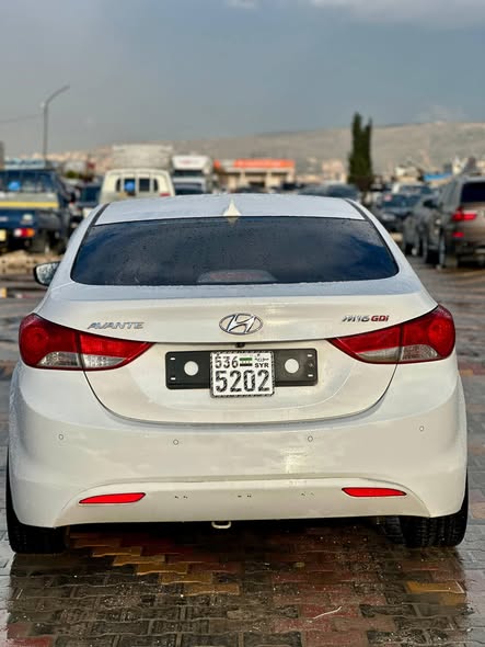 هيونداي افانتي 2011 - صورة 4