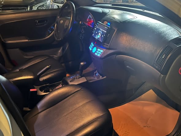 هيونداي افانتي 2009 - صورة 2