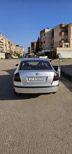 سكودا اوكتافيا 2006 - صورة 2