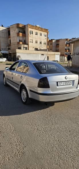 سكودا اوكتافيا 2006 - صورة 3