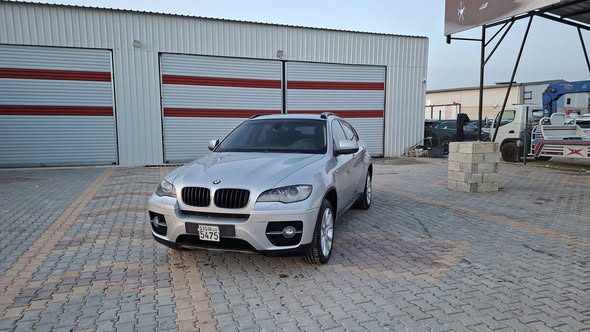 بي ام دبليو X6 2011 - صورة 2