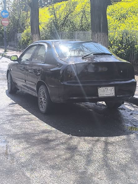 كيا شوما 2003 - صورة 1