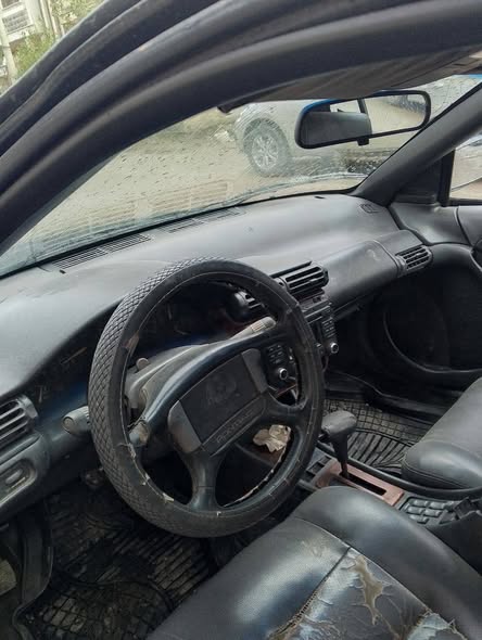 بونتياك جراند أم 1991 - صورة 2