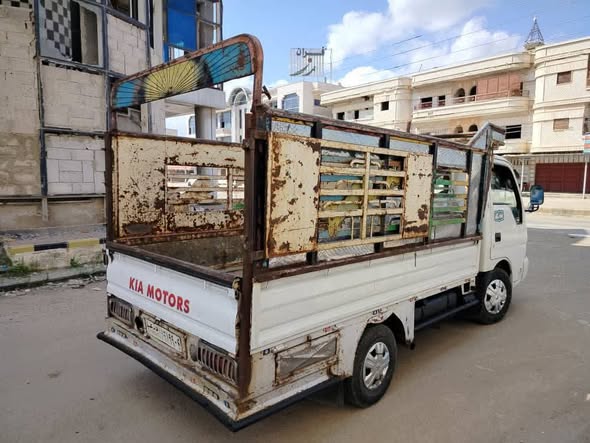 كيا 2700 2001 - صورة 5