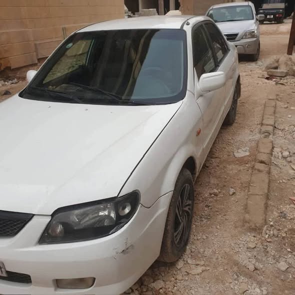 مازدا 323 2001 - صورة 5