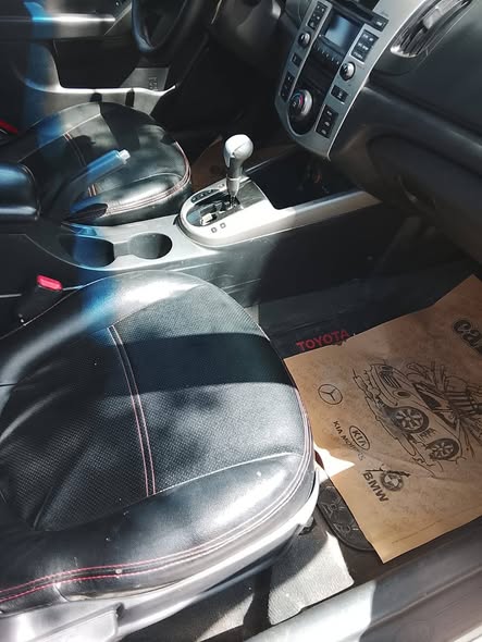 كيا فورتي 2010 - صورة 3