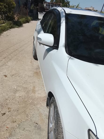 كيا فورتي 2010 - صورة 4