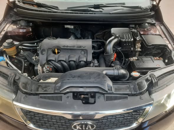 كيا فورتي 2010 - صورة 5