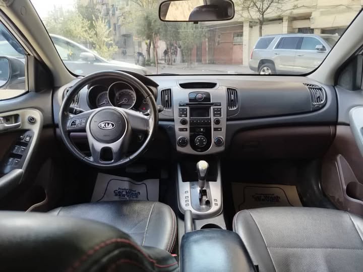 كيا فورتي 2009