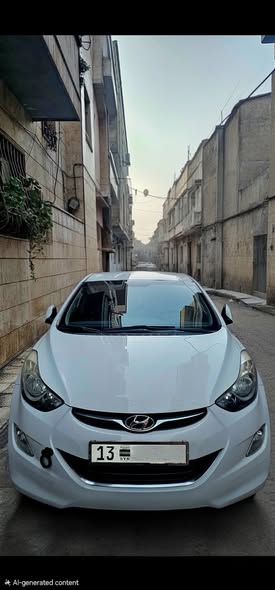 هيونداي أفانتي 2012 - صورة 1