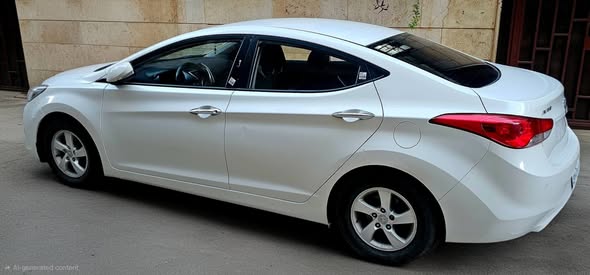 هيونداي أفانتي 2012 - صورة 3