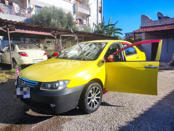 ليفان 620 2008 - صورة 2