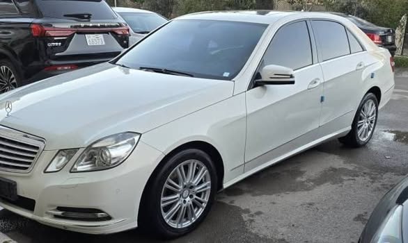 مرسيدس E300 2011 - صورة 2