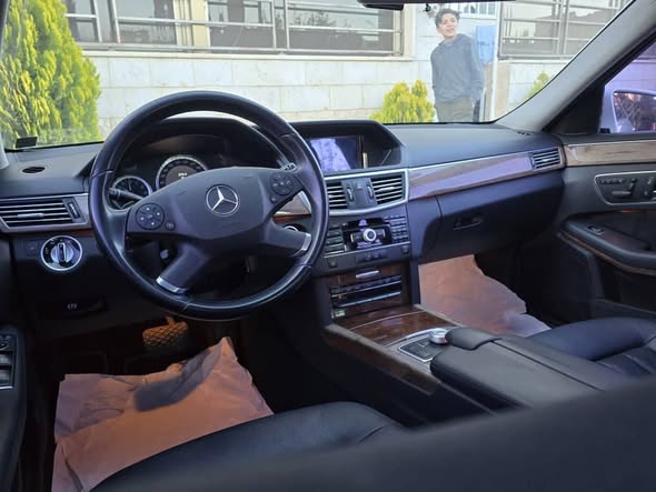 مرسيدس E300 2011 - صورة 5