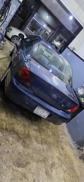 كيا سيفيا 2001 - صورة 2