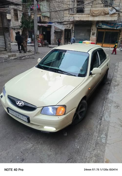 هيونداي فيرنا 2011 - صورة 1