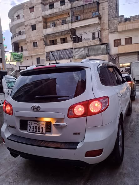 هيونداي سنتافيه 2009 - صورة 3